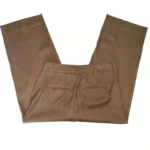 White House Black Market The Wide Leg Crop in size 10 new without tags - Picture 3 of 9